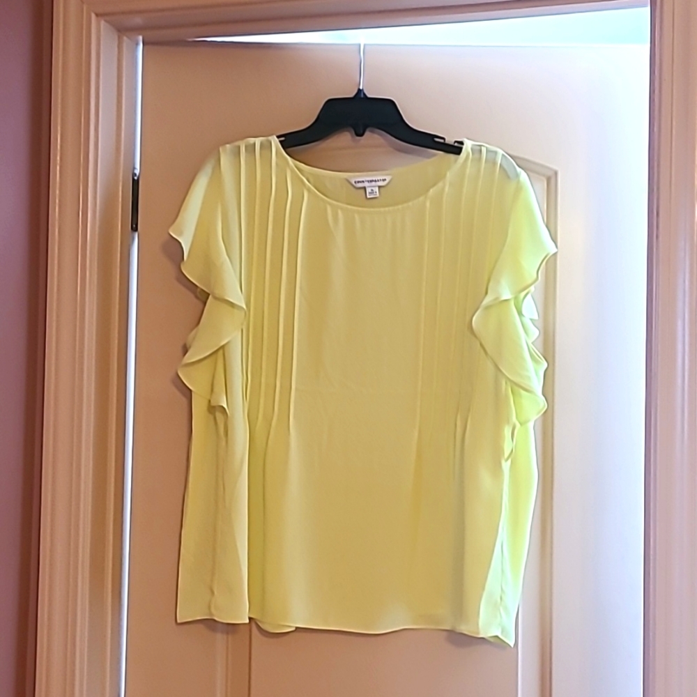 Woman's Yellow Top Size XL
